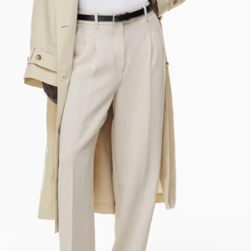Aritzia Effortless Pant in Crepette